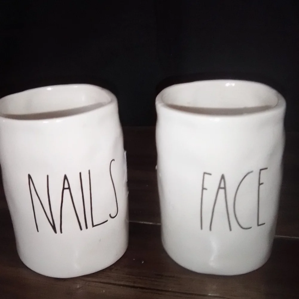 RAE DUNN Ceramic Storage Holder with 'FACE' Text